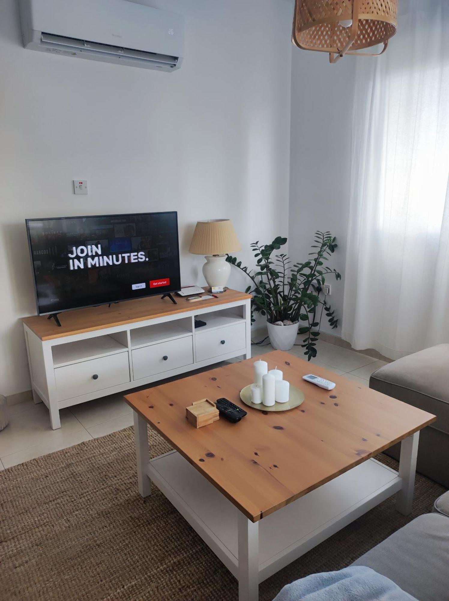 Marina Gardens Apartment Paphos Bagian luar foto