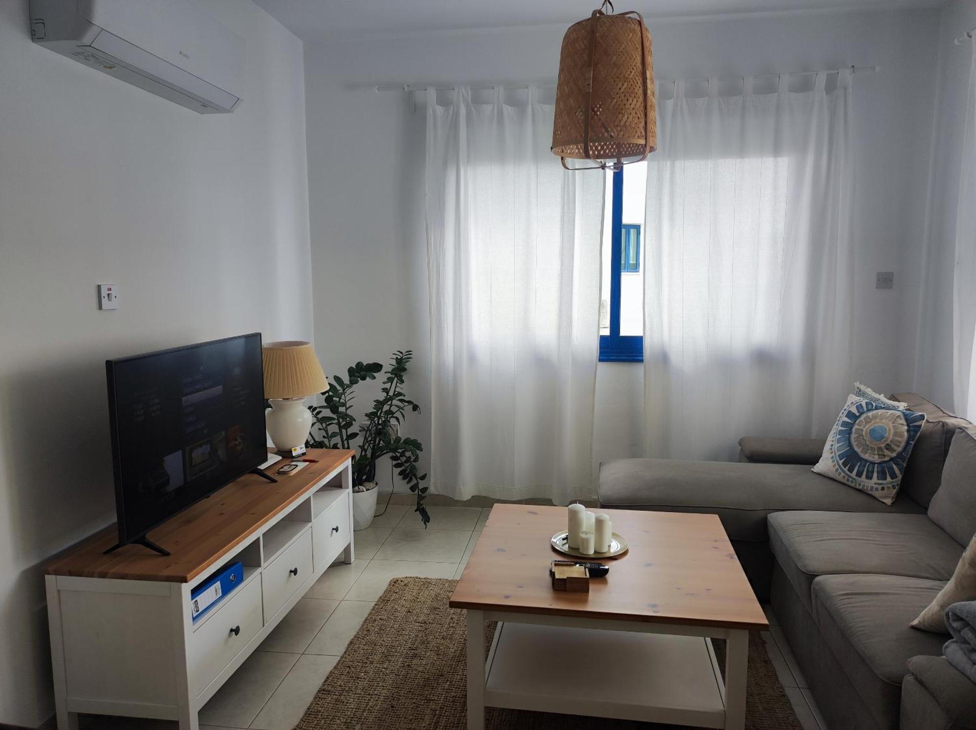 Marina Gardens Apartment Paphos Bagian luar foto